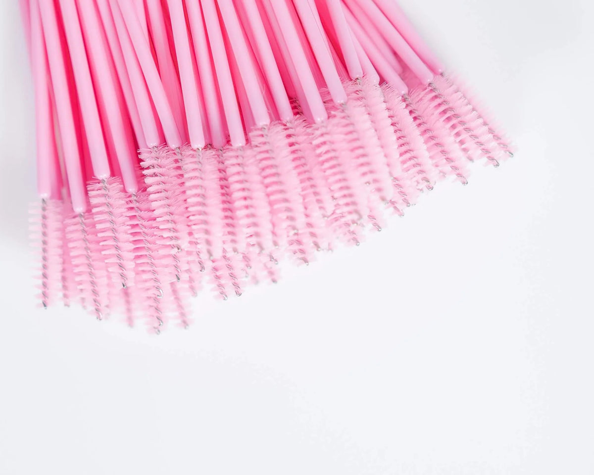 300 Counts Disposable Eyelash Spoolies – Mascara Wand Applicator for Lash Extensions, Eyebrow Grooming & Eye Makeup